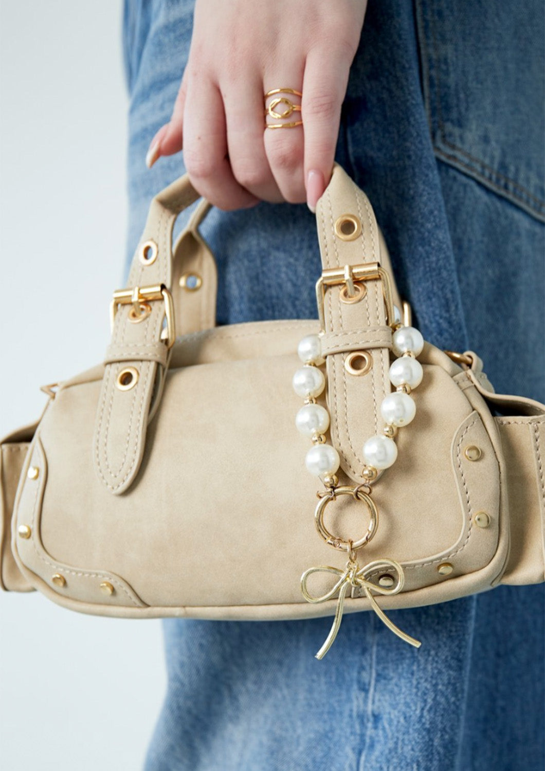 Dames - accessoire - bow bliss pendant - white