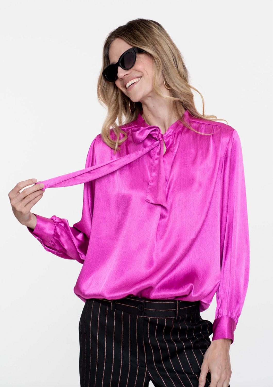 Dames - geisha - blouse - satin look top met strikdetail - fushia