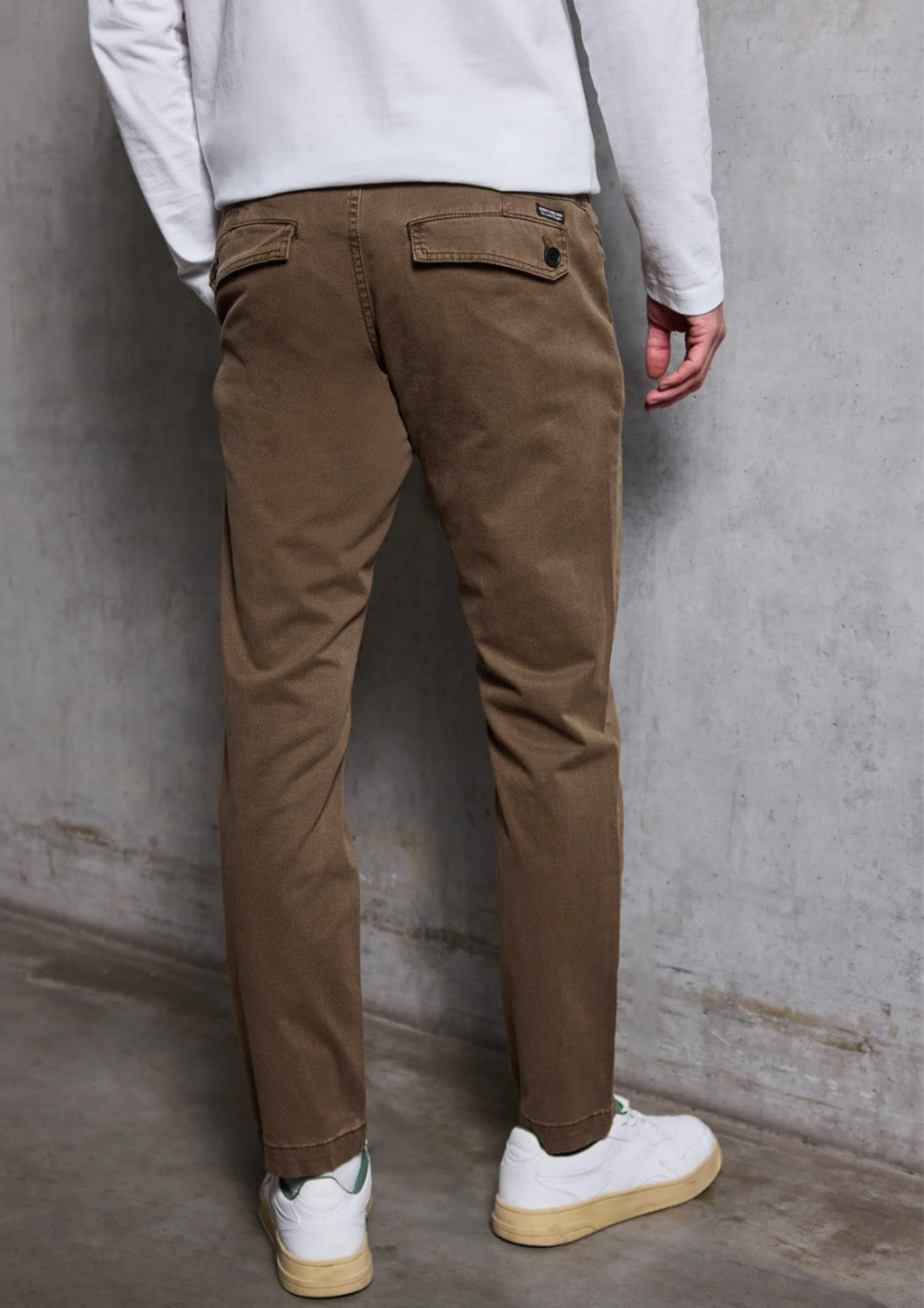 Heren - street one - chino - bruin