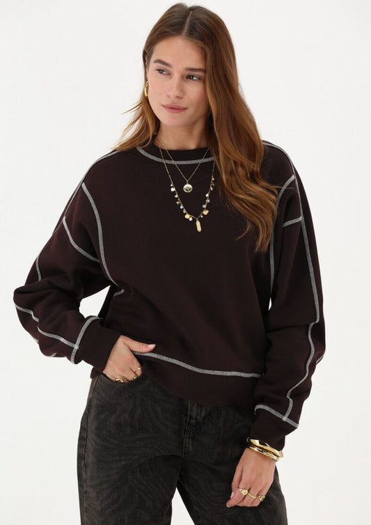 Dames - my jewellery -Bruine sweater met contrasterende stiksels - bruin