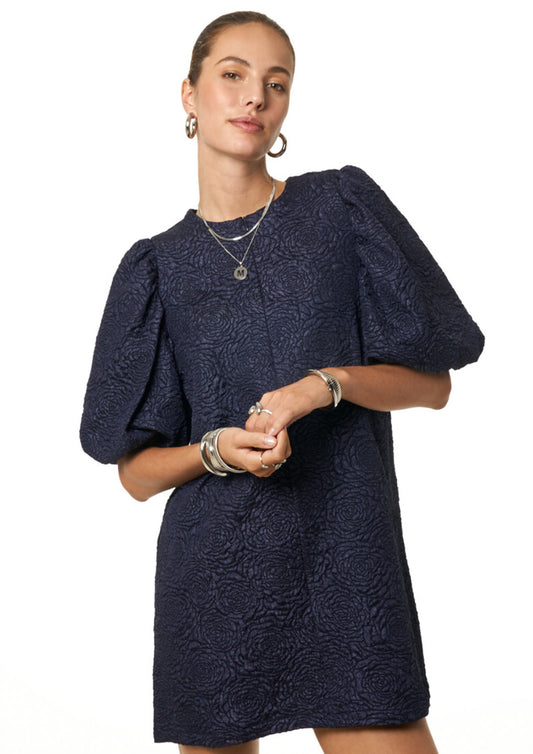 Dames - my jewellery - jurk - Donkerblauwe jacquard jurk met pofmouwen